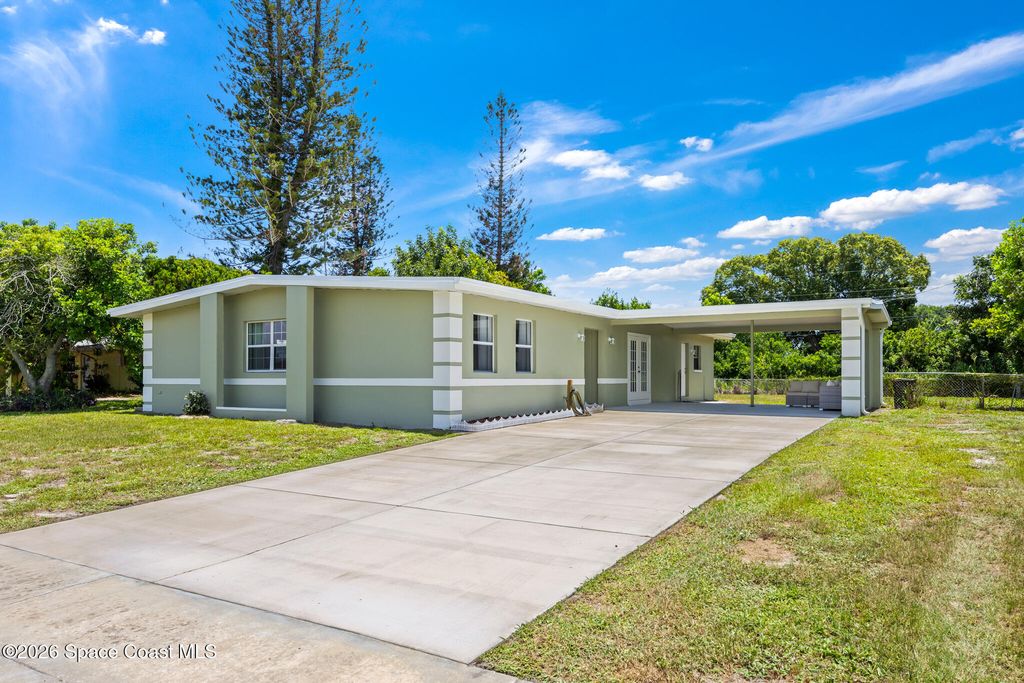 777 James Circle NE, Palm Bay, FL 32905