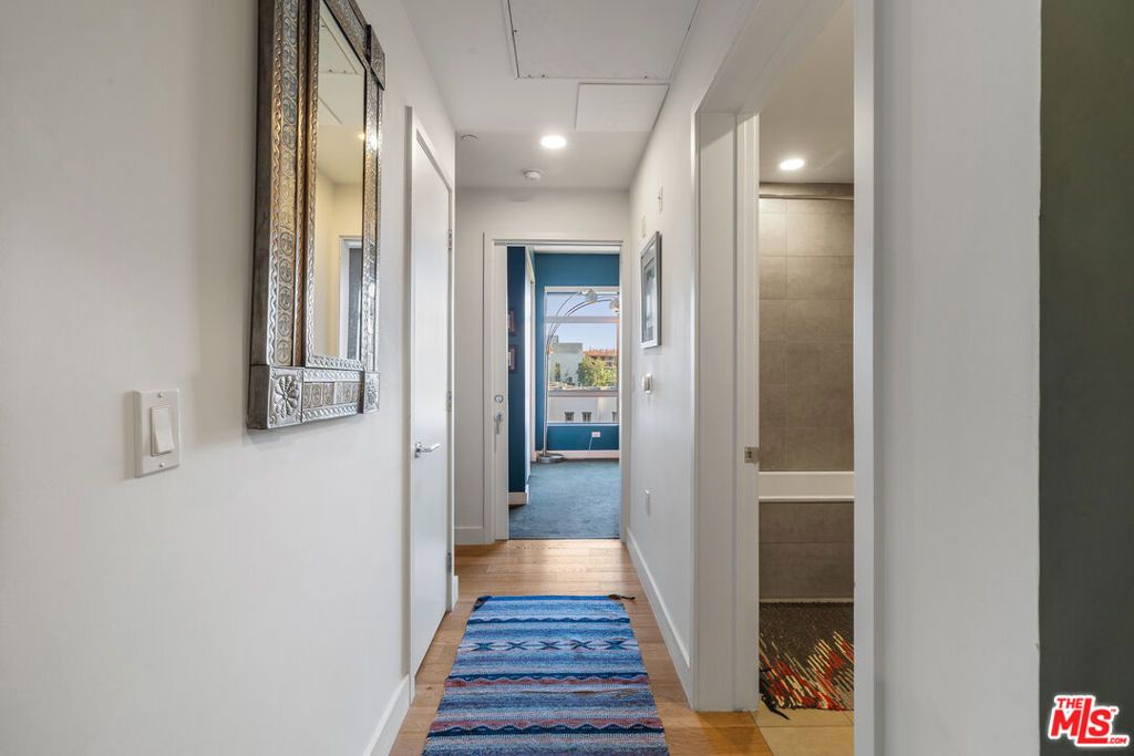 Image 14 of property listing at 6001 Carlton Way 311, Los Angeles, CA 90028