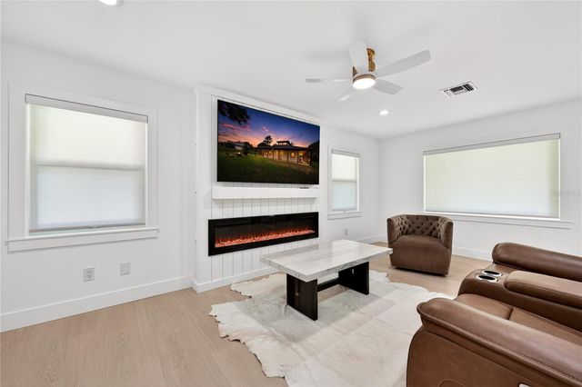 6450 NW HIGHWAY 225, Ocala, FL 34482