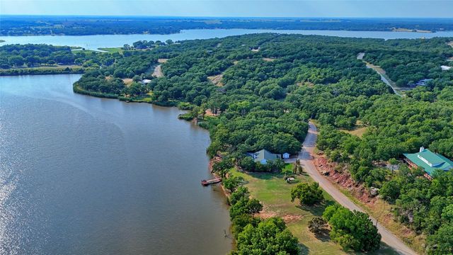 137 Apache Trail, Nocona, TX 76255