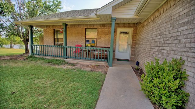 137 Apache Trail, Nocona, TX 76255