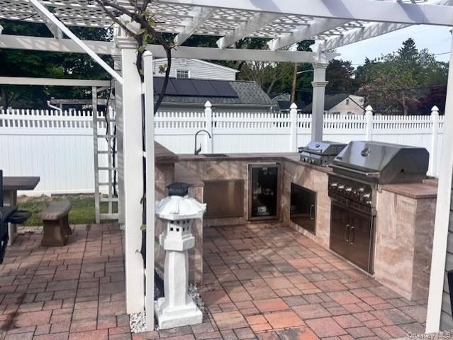 22 Ludlam Street, Huntington Station, NY 11746
