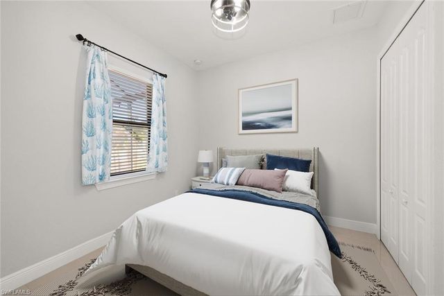 412 NW 32nd PL, Cape Coral, FL 33993