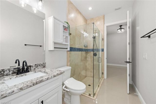 412 NW 32nd PL, Cape Coral, FL 33993