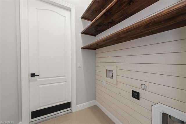 412 NW 32nd PL, Cape Coral, FL 33993