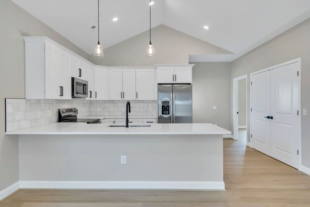 35 Rosamae DR, Roanoke, VA 24019