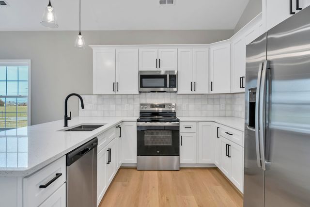 35 Rosamae DR, Roanoke, VA 24019