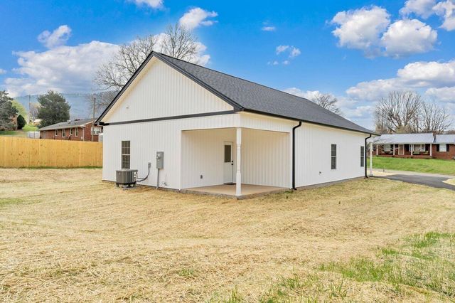 35 Rosamae DR, Roanoke, VA 24019