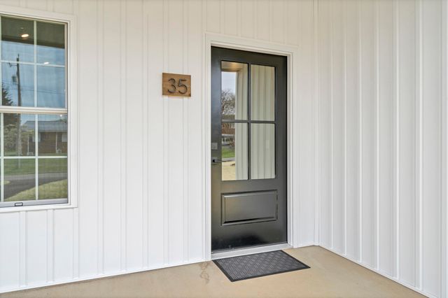 35 Rosamae DR, Roanoke, VA 24019