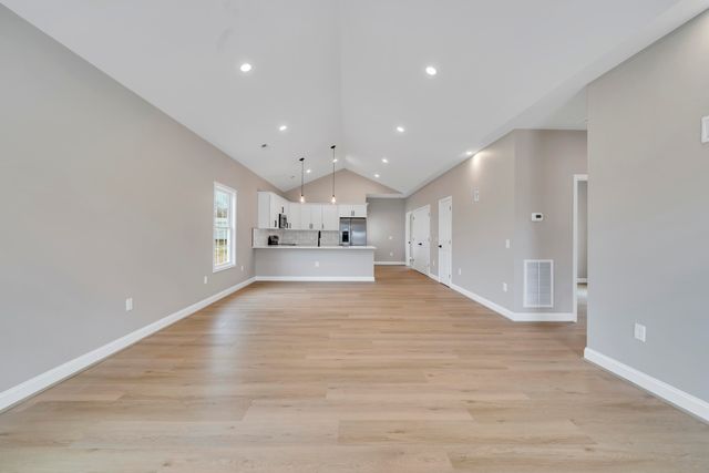 35 Rosamae DR, Roanoke, VA 24019