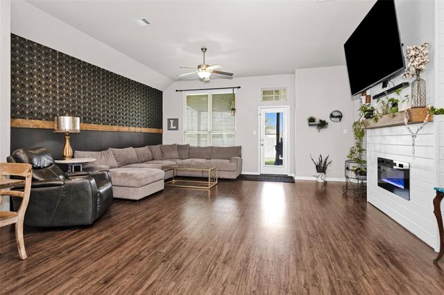 313 Brocks Court, Montgomery, TX 77356