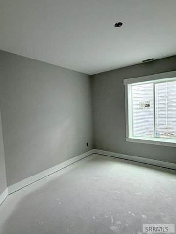 1620 Sandbar Street, Idaho Falls, ID 83404