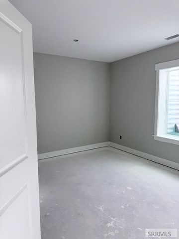 1620 Sandbar Street, Idaho Falls, ID 83404