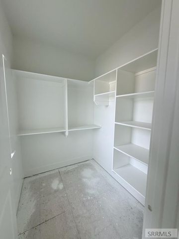 1620 Sandbar Street, Idaho Falls, ID 83404