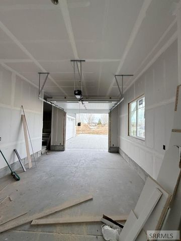 1620 Sandbar Street, Idaho Falls, ID 83404