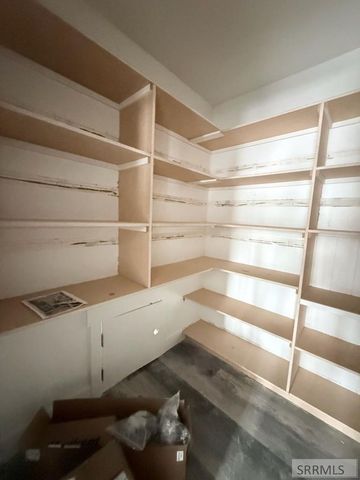 1620 Sandbar Street, Idaho Falls, ID 83404