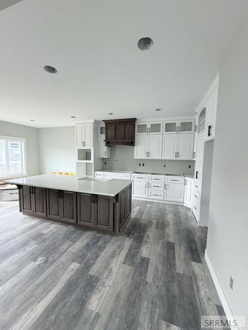 1620 Sandbar Street, Idaho Falls, ID 83404