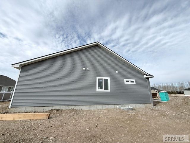 1620 Sandbar Street, Idaho Falls, ID 83404