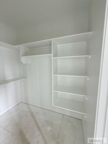 1620 Sandbar Street, Idaho Falls, ID 83404