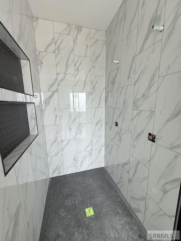 1620 Sandbar Street, Idaho Falls, ID 83404