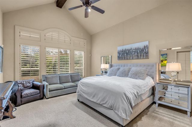 75 S Player Crest Circle, The Woodlands, TX 77382