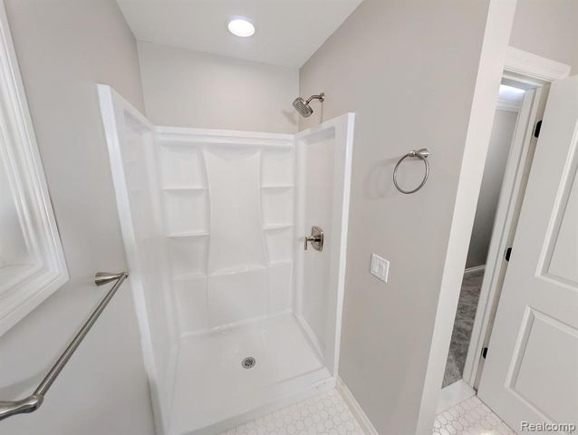 1859 Lonesome Lake Court, Lake Orion, MI 48362