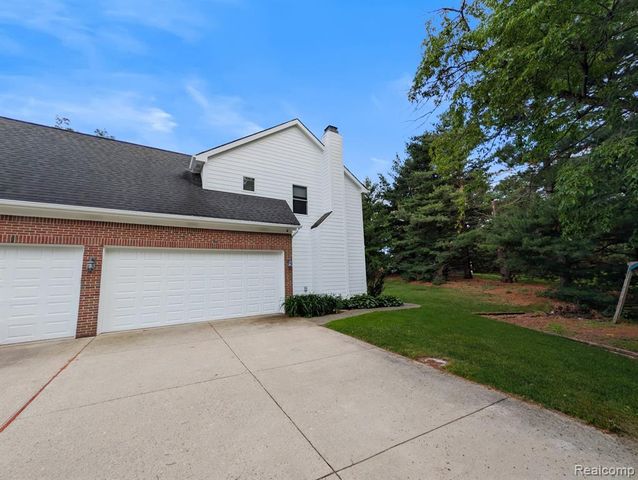 1859 Lonesome Lake Court, Lake Orion, MI 48362