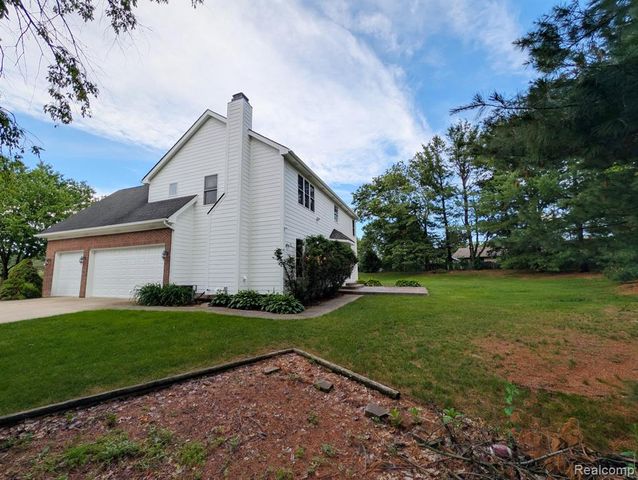 1859 Lonesome Lake Court, Lake Orion, MI 48362