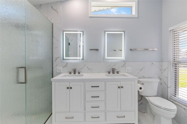 3911 VENICE DRIVE, Orlando, FL 32806