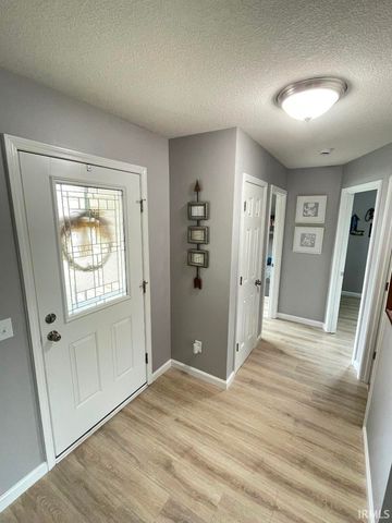 12194 Firekat Cove, Fort Wayne, IN 46845