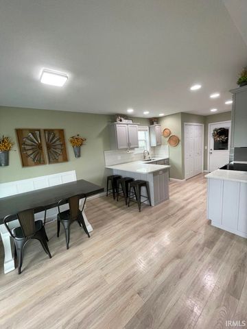 12194 Firekat Cove, Fort Wayne, IN 46845
