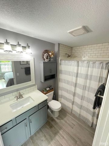 12194 Firekat Cove, Fort Wayne, IN 46845