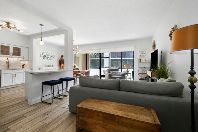 5780 Coach House Circle C, Boca Raton, FL 33486