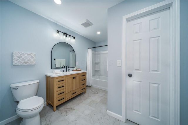 61 Bortz Street, Ashville, OH 43103