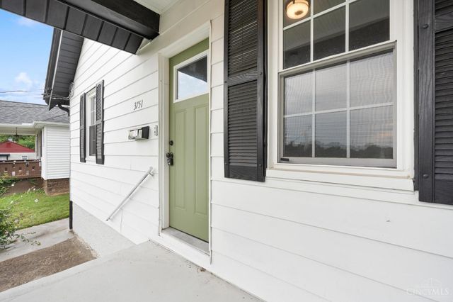 3751 Dunloe Avenue, Cincinnati, OH 45213