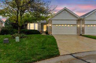 14 Shasta Pointe Court 49A, St Charles, MO 63301