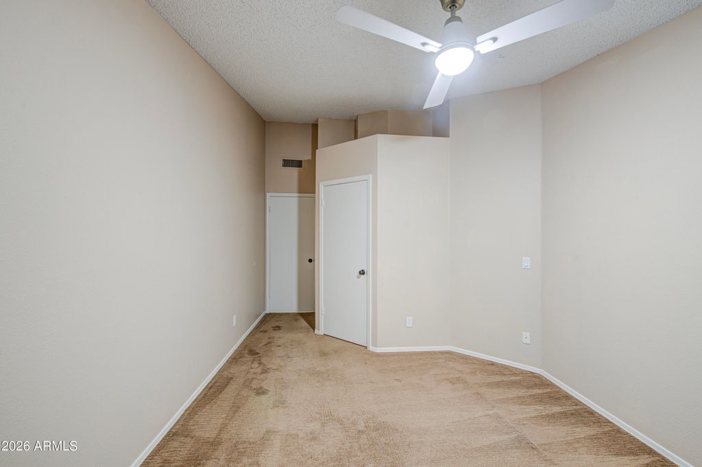 Image 28 of property listing at 14844 S 27TH Way, Phoenix, AZ 85048