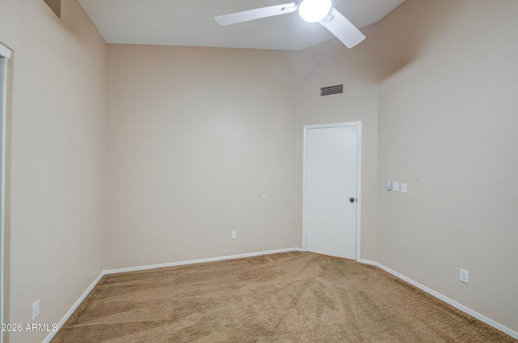 Image 30 of property listing at 14844 S 27TH Way, Phoenix, AZ 85048