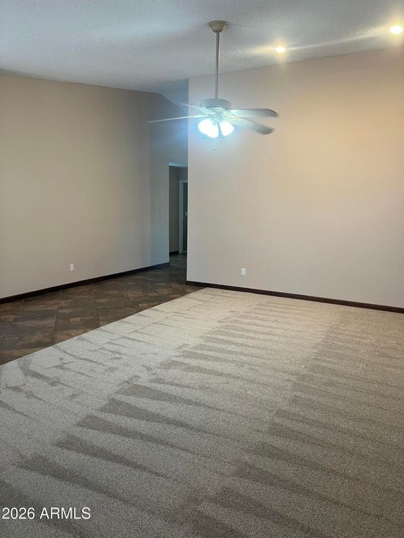 Image 7 of property listing at 14844 S 27TH Way, Phoenix, AZ 85048