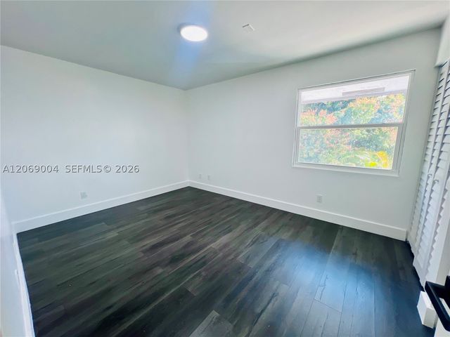 750 SW 98th Ave, Pembroke Pines, FL 33025