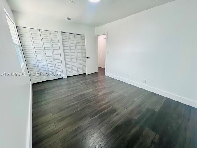 750 SW 98th Ave, Pembroke Pines, FL 33025