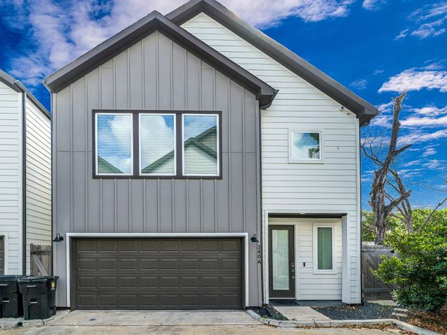 240 Julia Street A, Houston, TX 77022