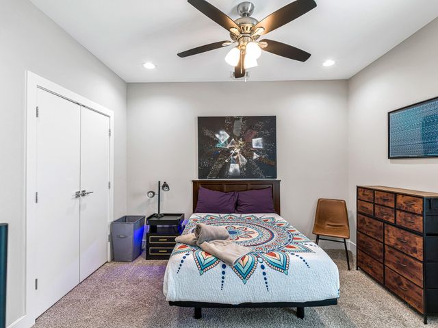 240 Julia Street A, Houston, TX 77022