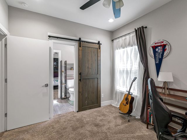 240 Julia Street A, Houston, TX 77022
