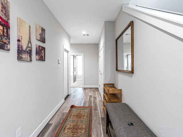 240 Julia Street A, Houston, TX 77022