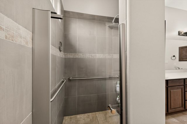 35 Via Tessera, Santa Fe, NM 87507