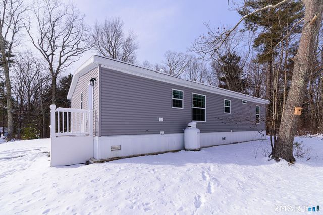 23 Bailey Hill Village, Killingly, CT 06239