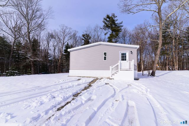 23 Bailey Hill Village, Killingly, CT 06239