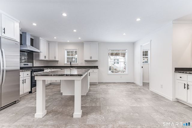 23 Bailey Hill Village, Killingly, CT 06239