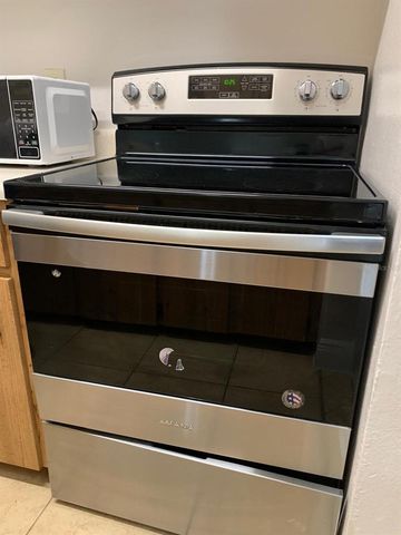801 NORTHLAKE DRIVE 801, Sanford, FL 32773